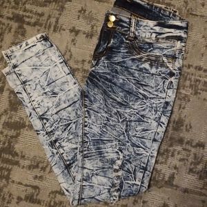 Acid wash jeans